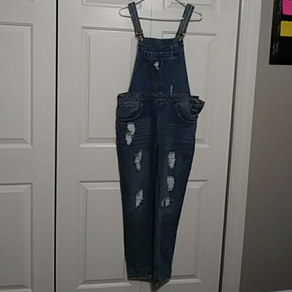 Denim Overalls 🌻